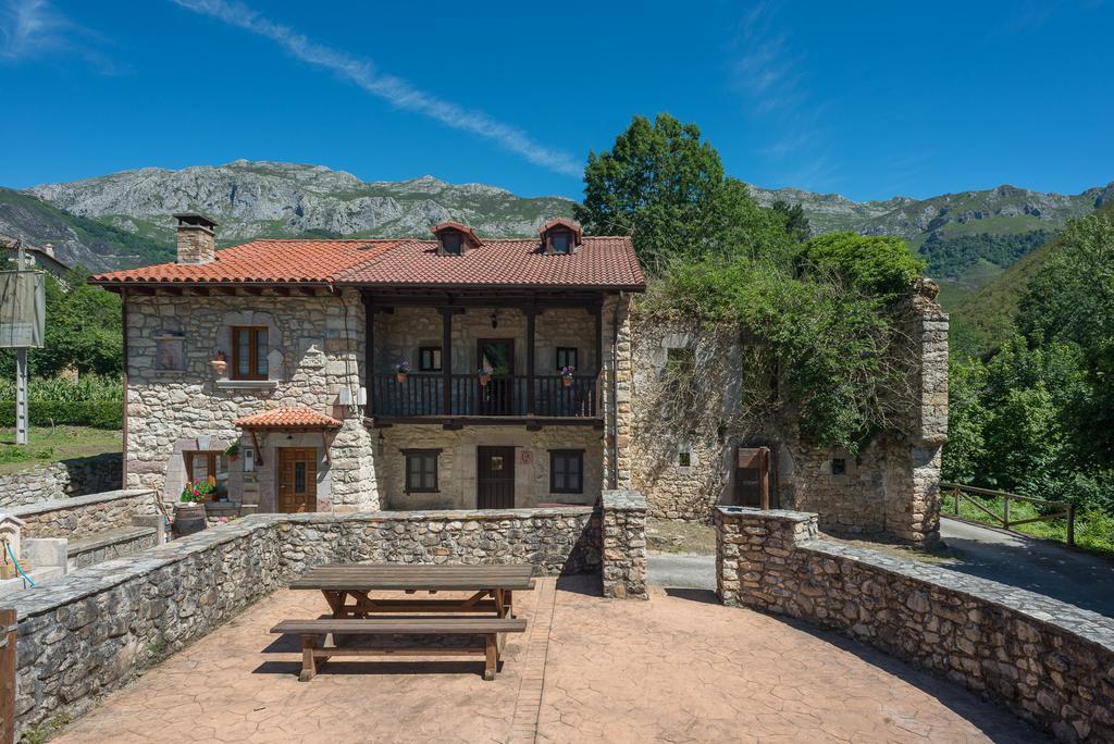 Alles Casas Rurales La Tahona De Besnes旅馆 外观 照片