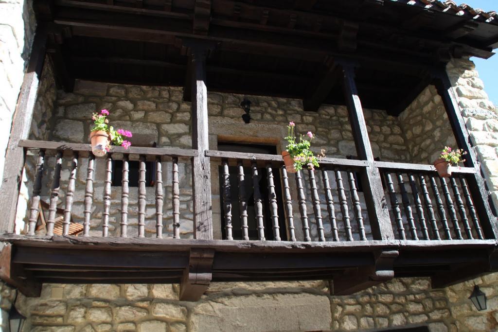 Alles Casas Rurales La Tahona De Besnes旅馆 外观 照片