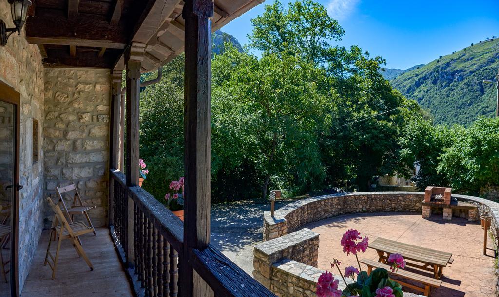 Alles Casas Rurales La Tahona De Besnes旅馆 外观 照片