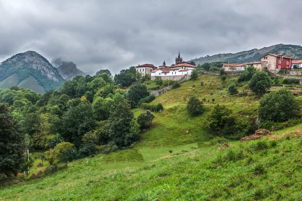 Alles Casas Rurales La Tahona De Besnes旅馆 外观 照片