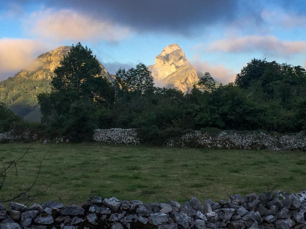 Alles Casas Rurales La Tahona De Besnes旅馆 外观 照片