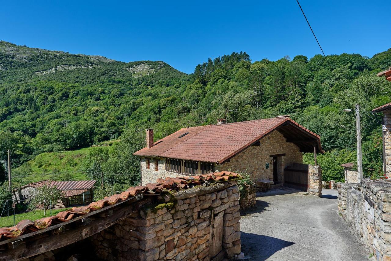 Alles Casas Rurales La Tahona De Besnes旅馆 外观 照片